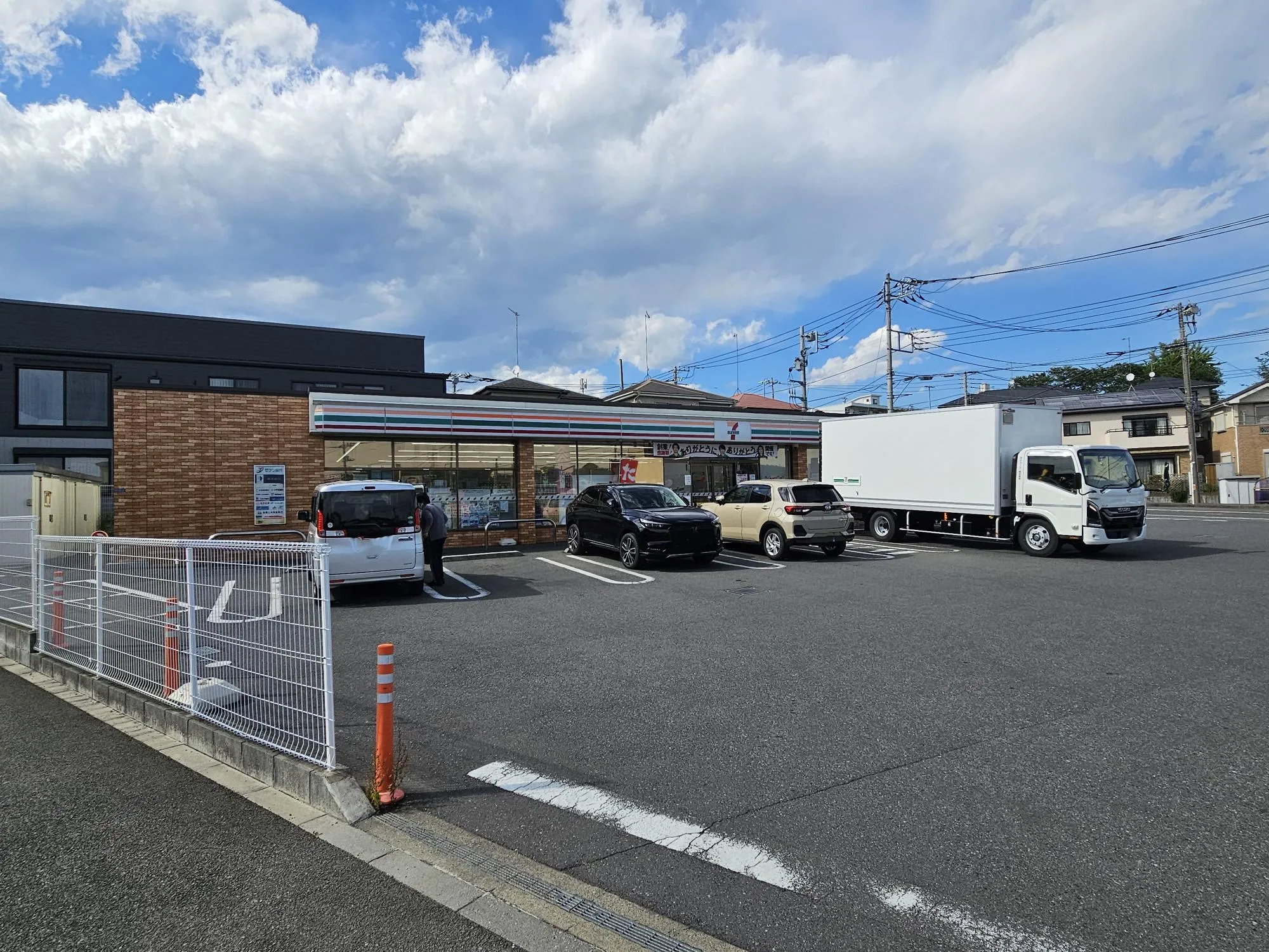 セブンイレブン 伊勢原桜台小学校前店