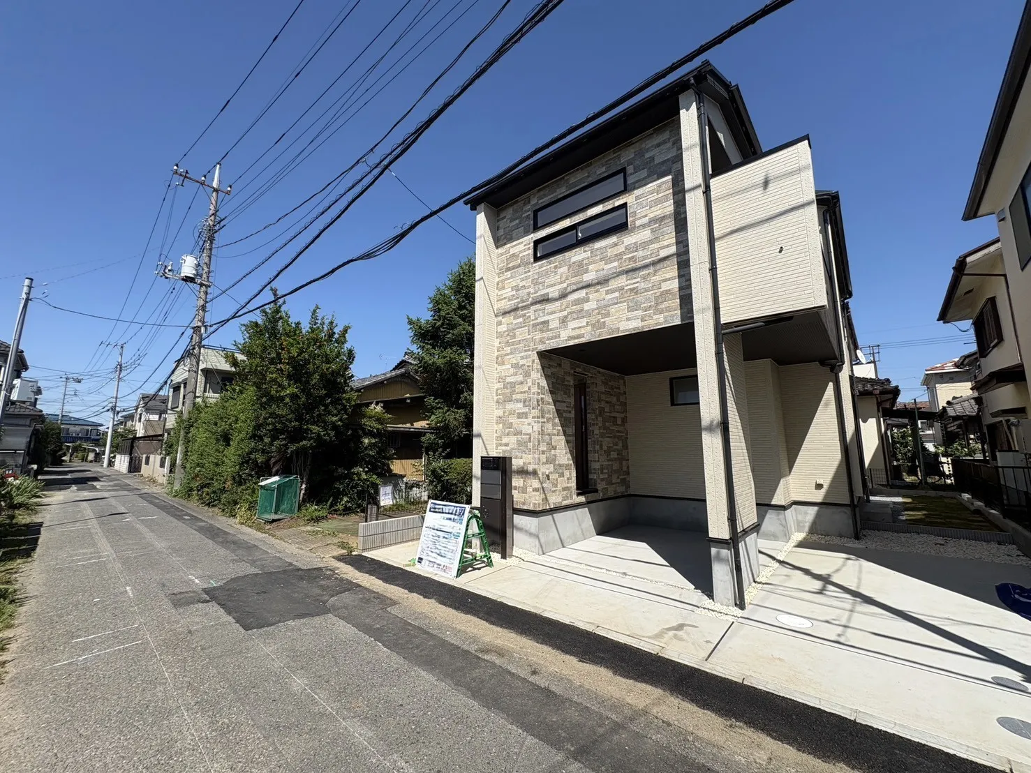 【外観写真】子育て世帯も安心の立地♪駅・商業施設・公共施設徒歩圏内にそろい、毎日の暮らしがスムーズに♪生活利便性と家族で安心して暮らせる住環境を両立◎