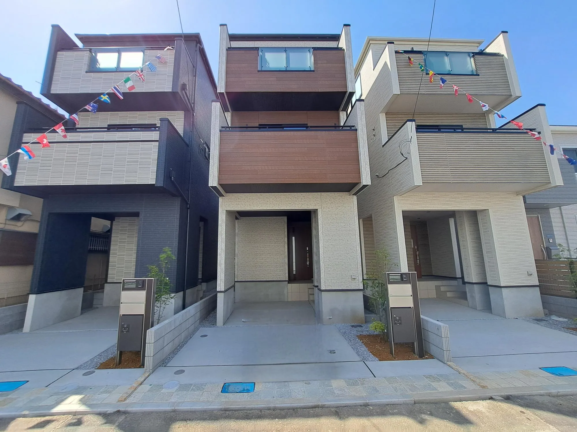 【外観】限られた敷地を有効活用した住まい!