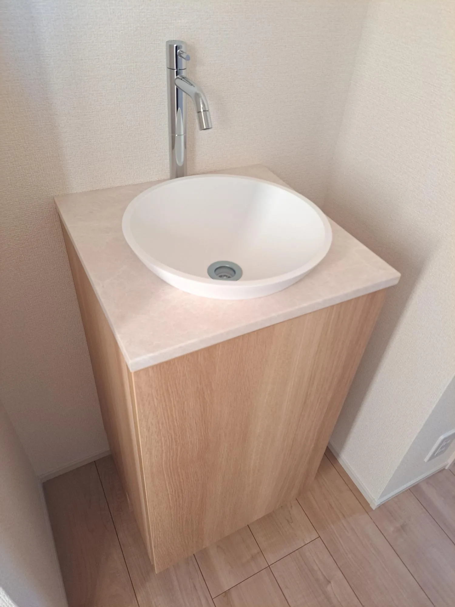【手洗器/1号棟】独立手洗い器付きで衛生的です♪