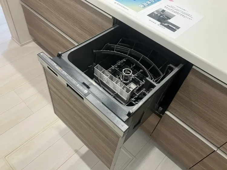 【食洗機】家事効率がアップする食洗機付き!
