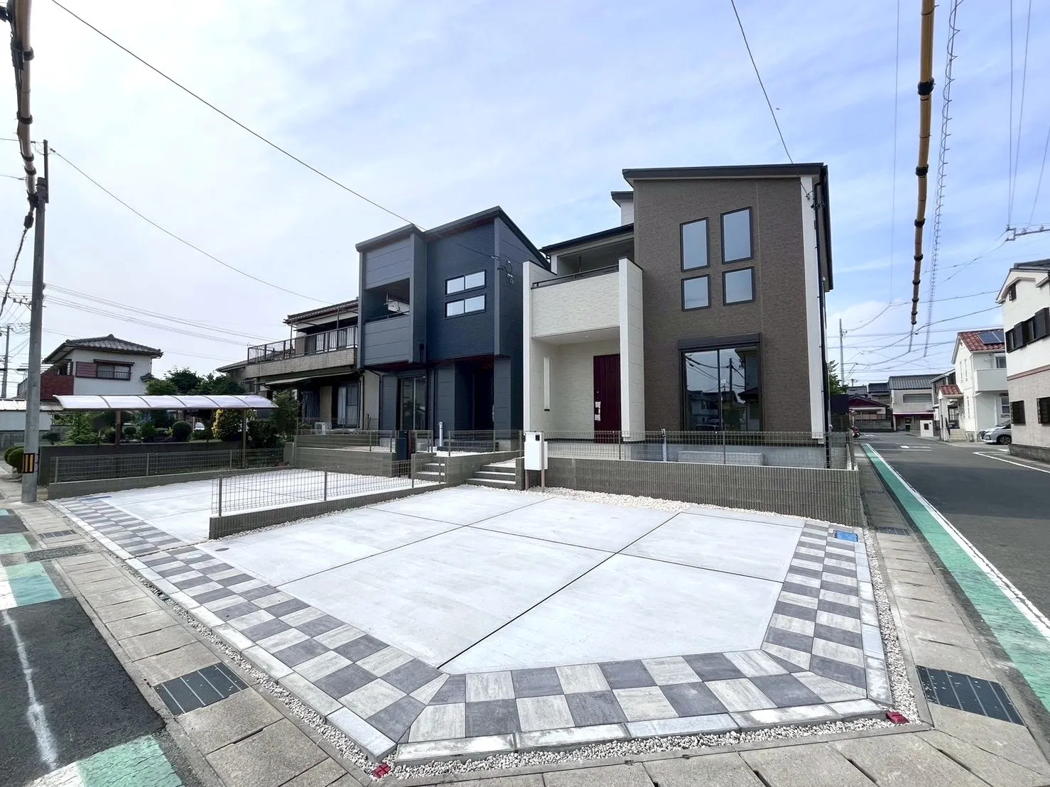 販売現地