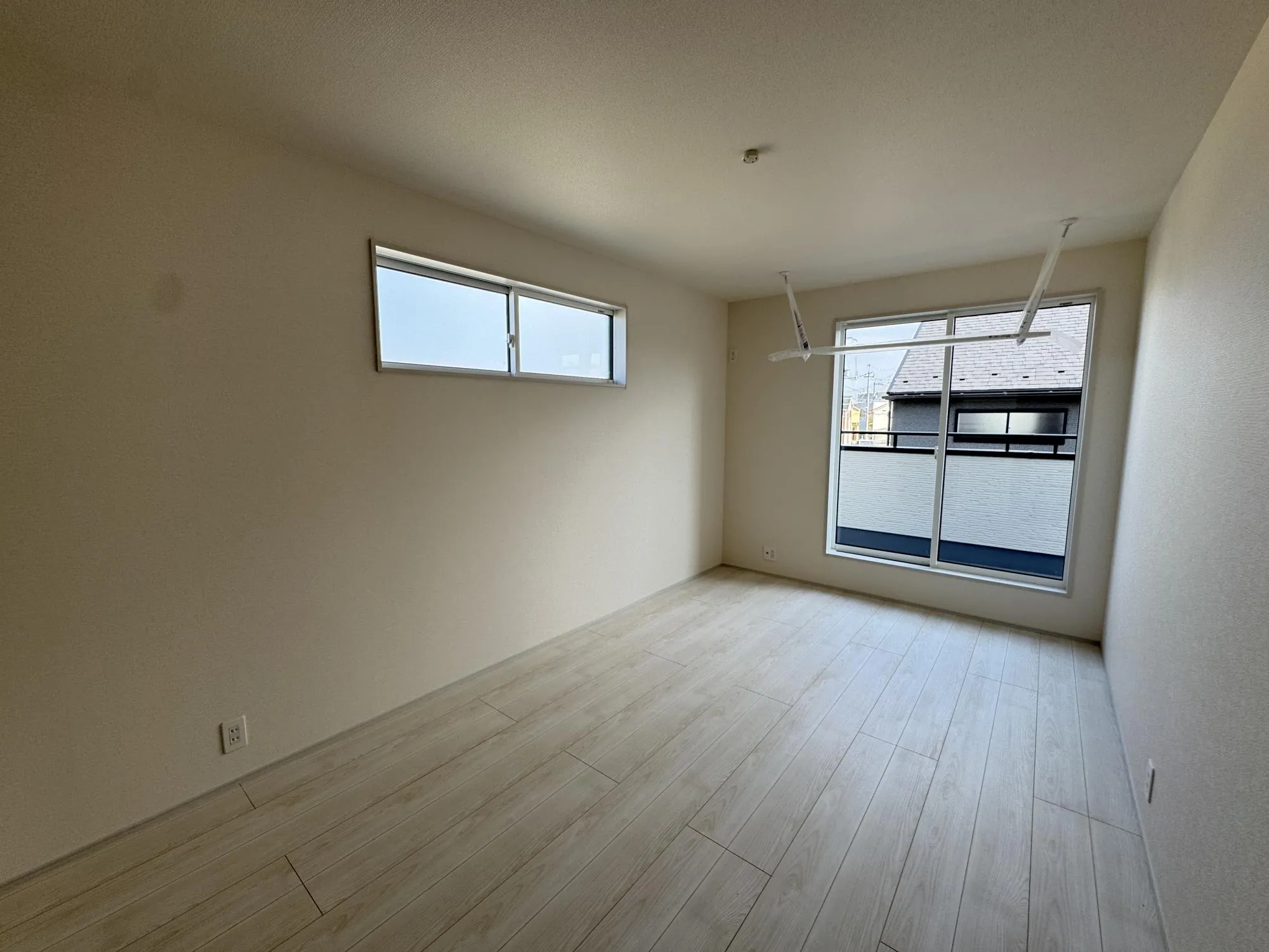 【⑦号棟洋室7.5帖】7.5帖の広いお部屋には大容量のウォークインクローゼットがあります!