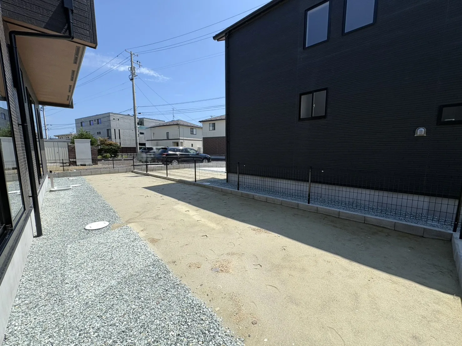 【2号棟庭】