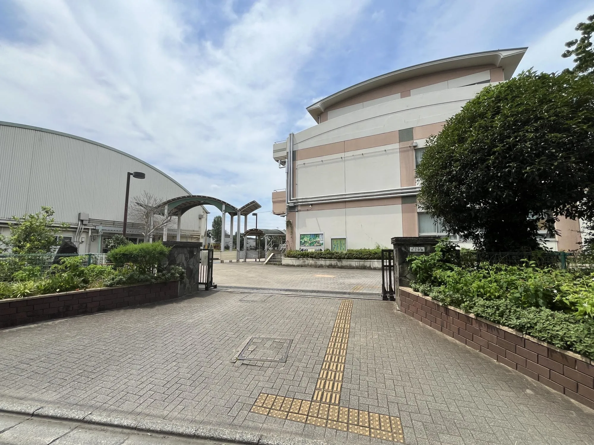 北小学校