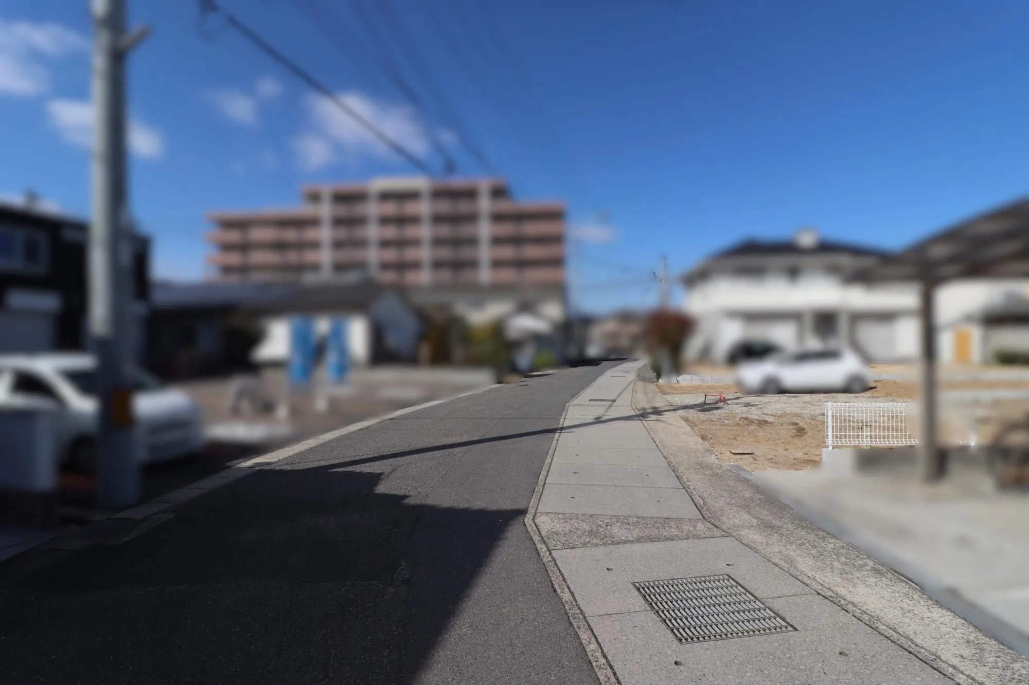 【前面道路含む現地写真】