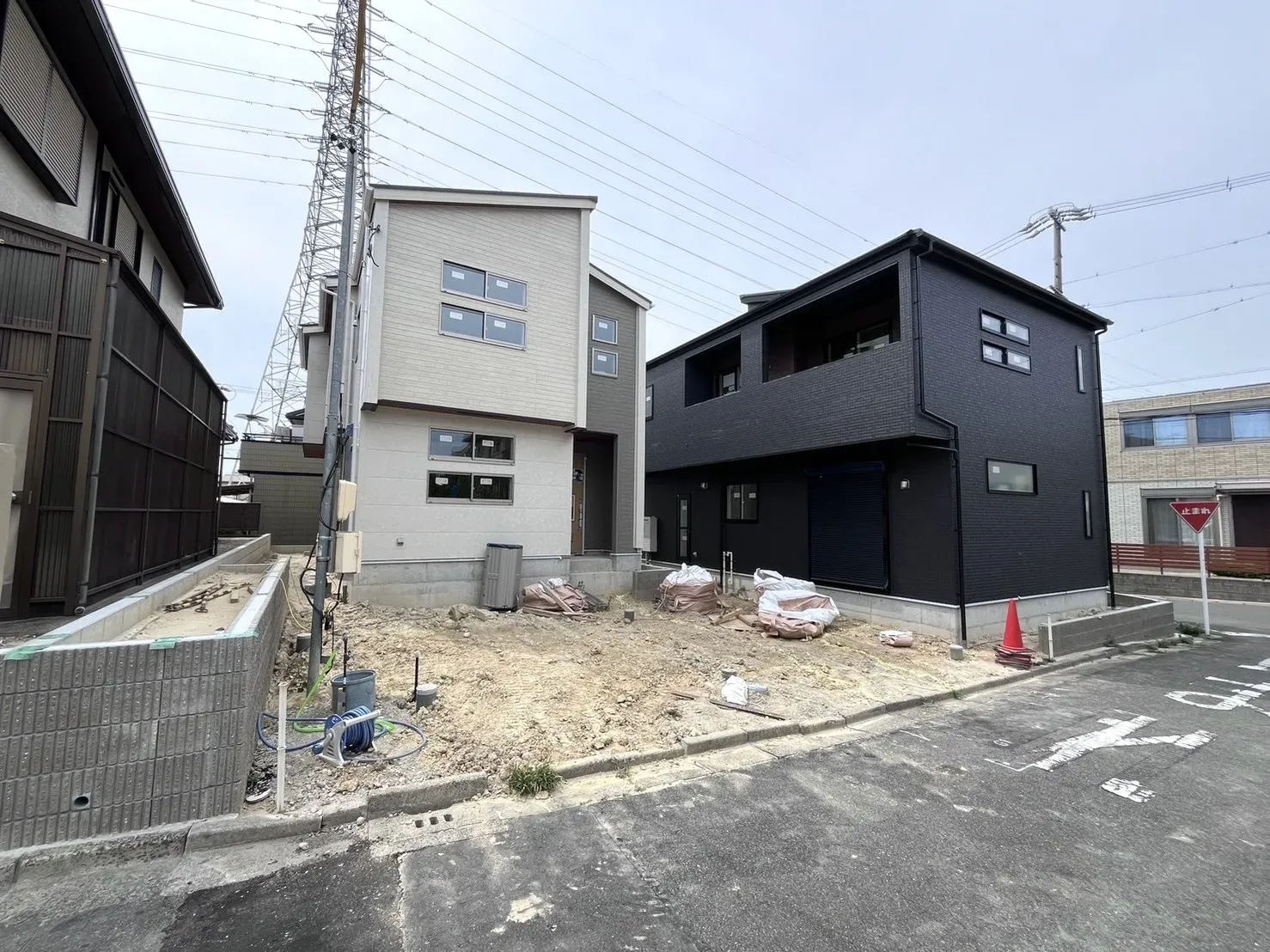 販売現地