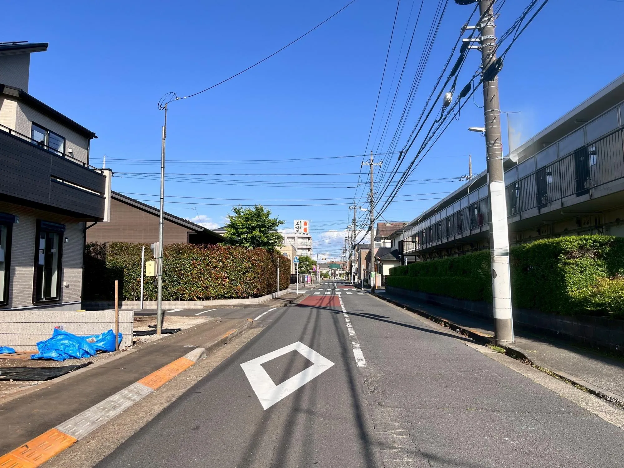 前面道路写真(5月中旬撮影)