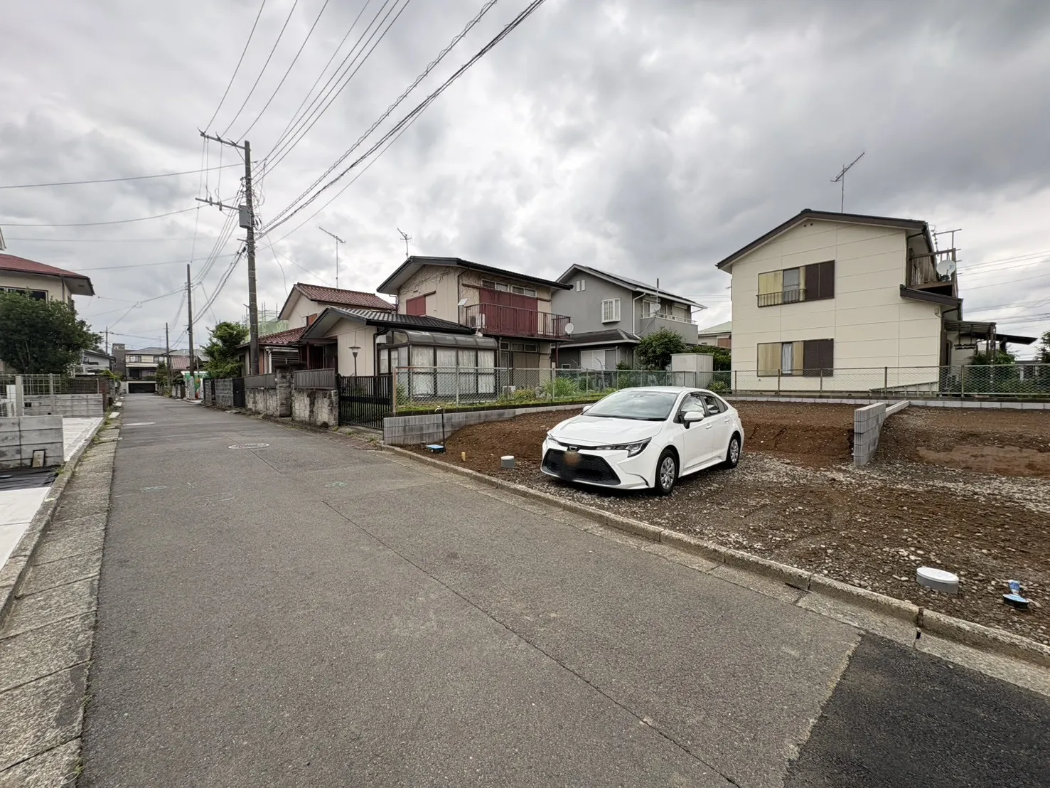 販売現地