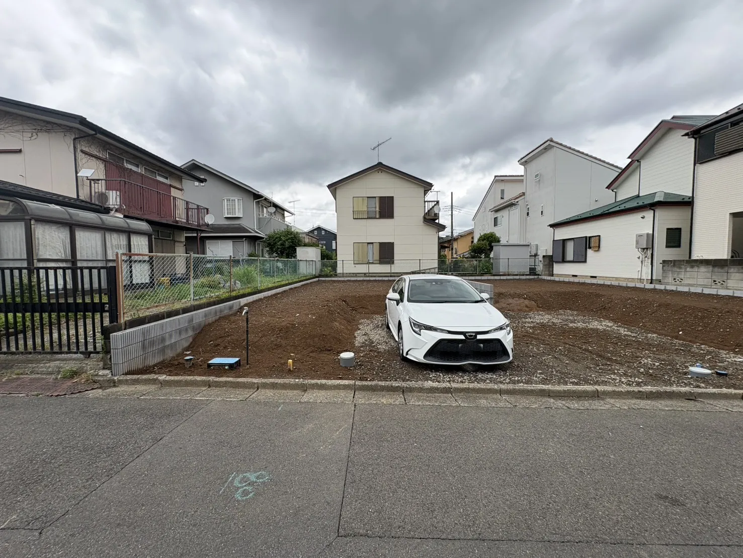 販売現地