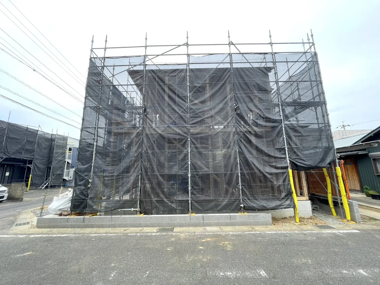 販売現地