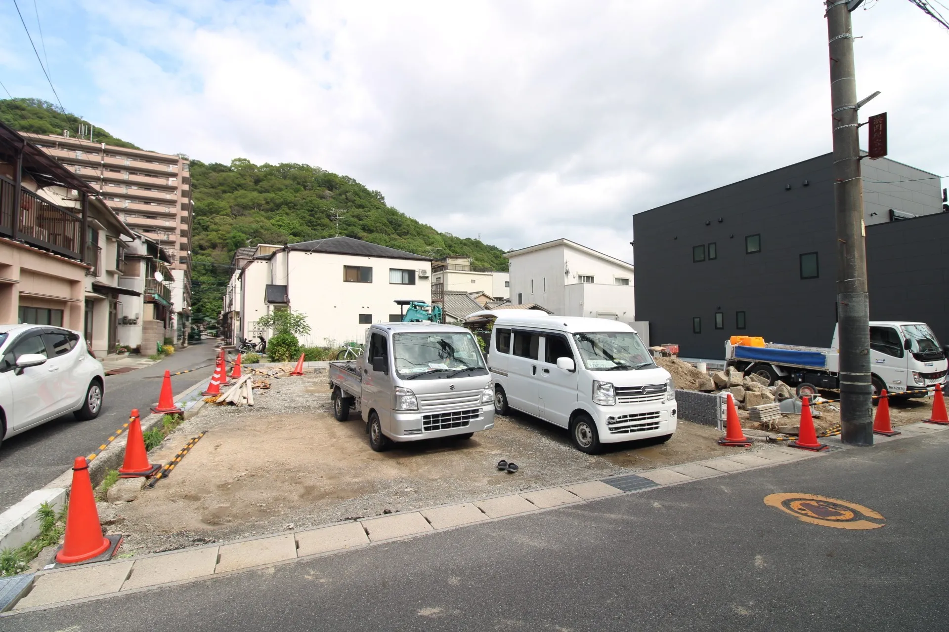 前面道路から見た宅地