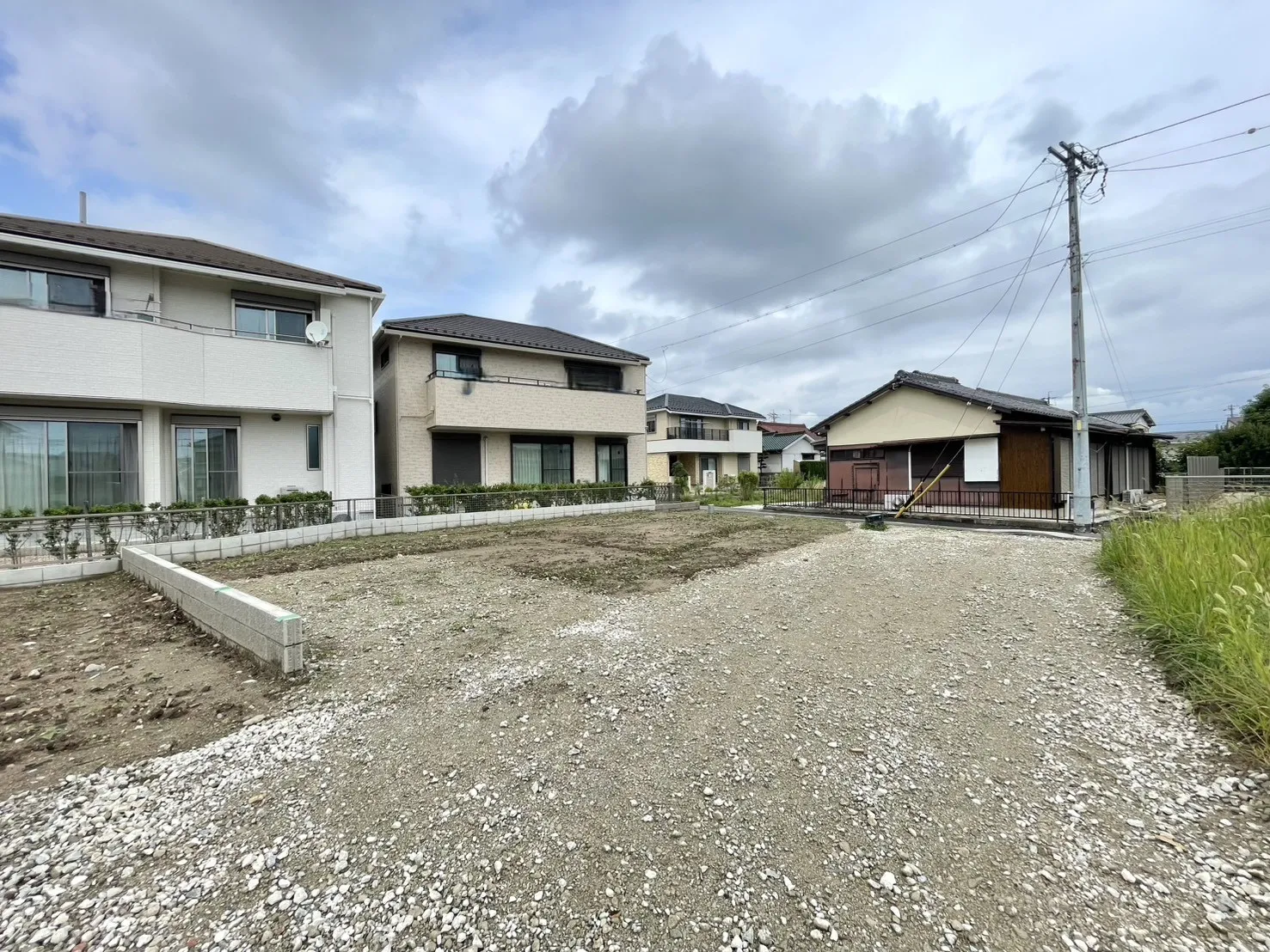 販売現地