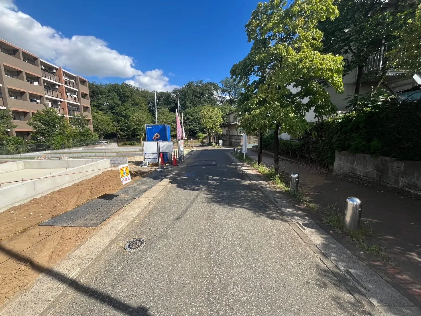 【前面道路/7.0m(歩道含む)】