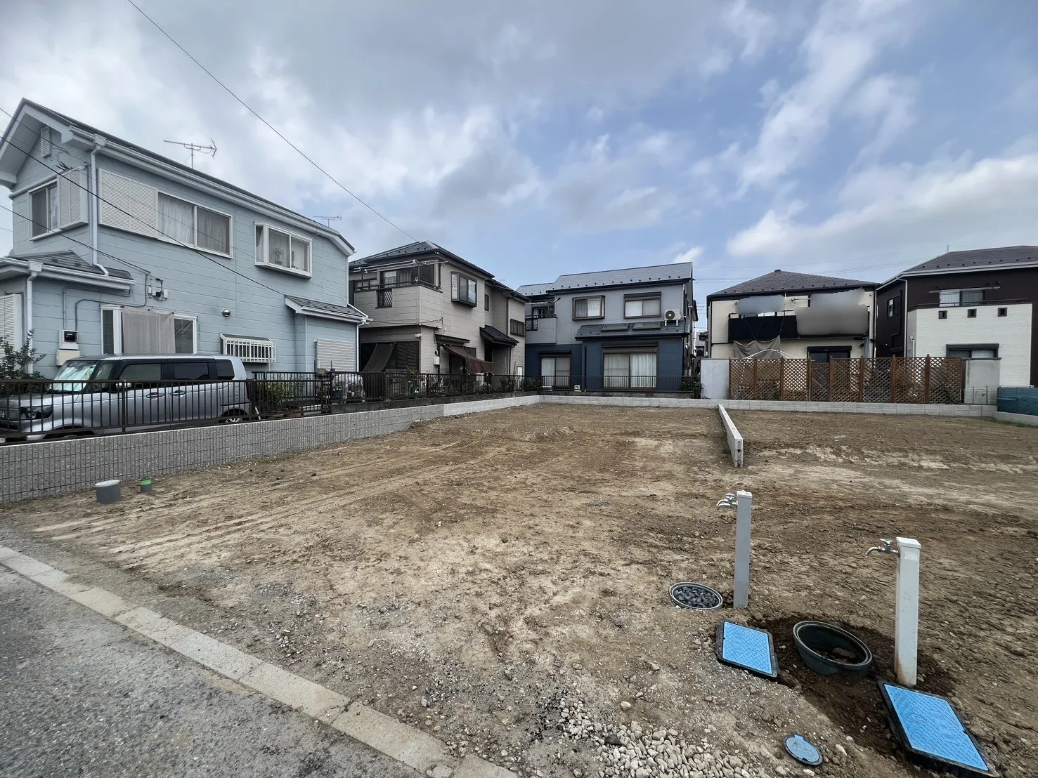 【①号棟現地写真】