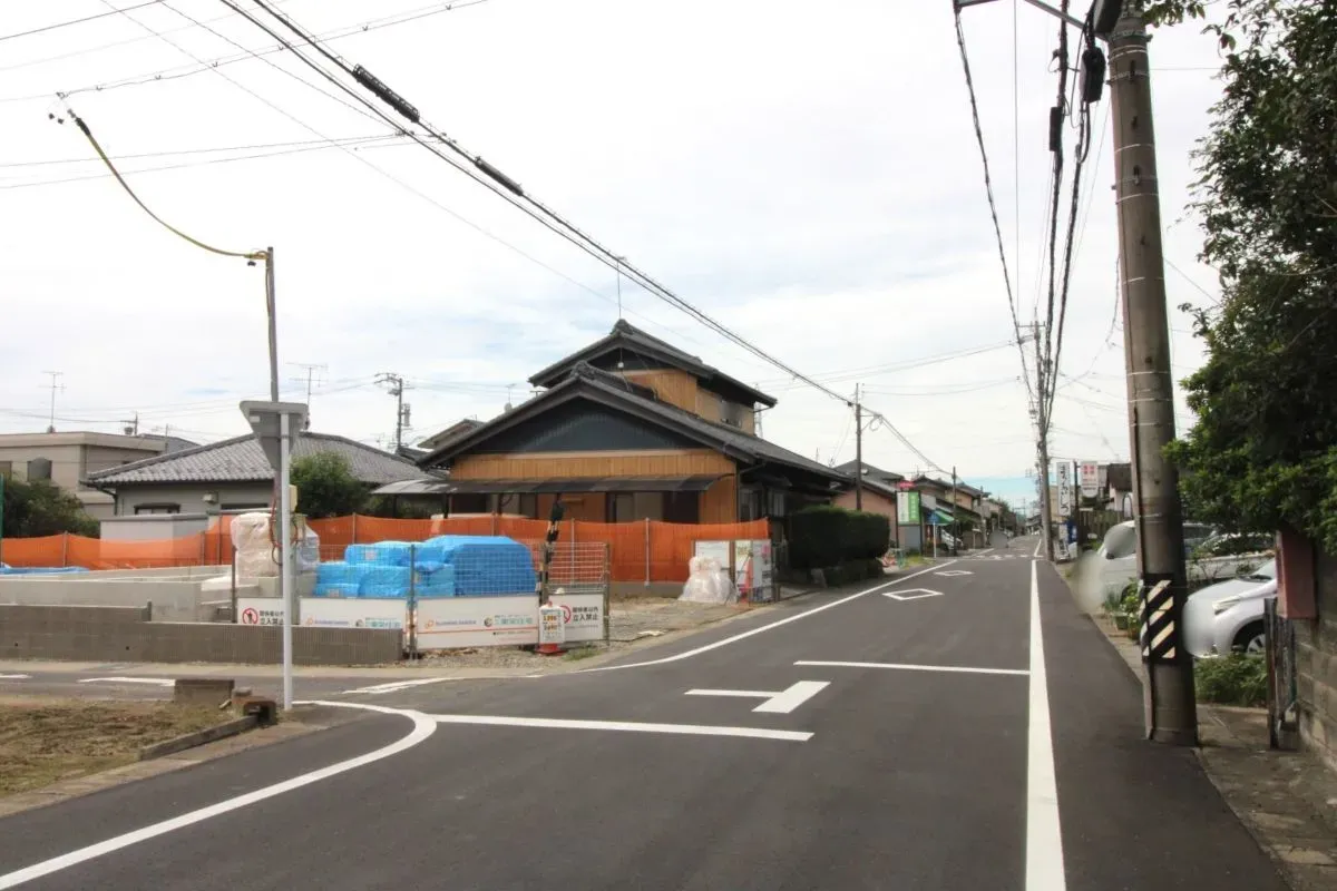 9月20日撮影 北側道路(東→西)