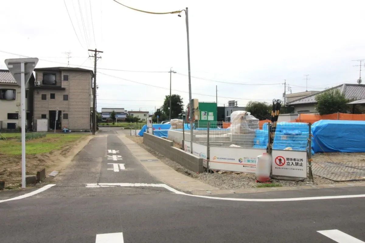 9月20日撮影 東側道路(北→南)