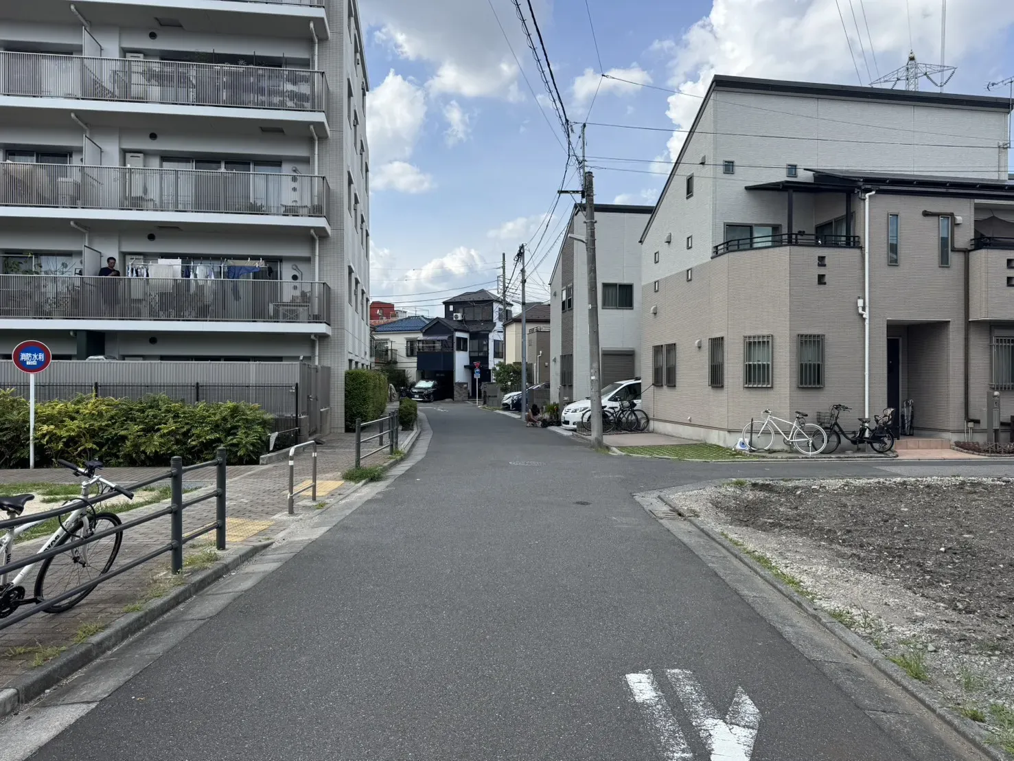 販売現地