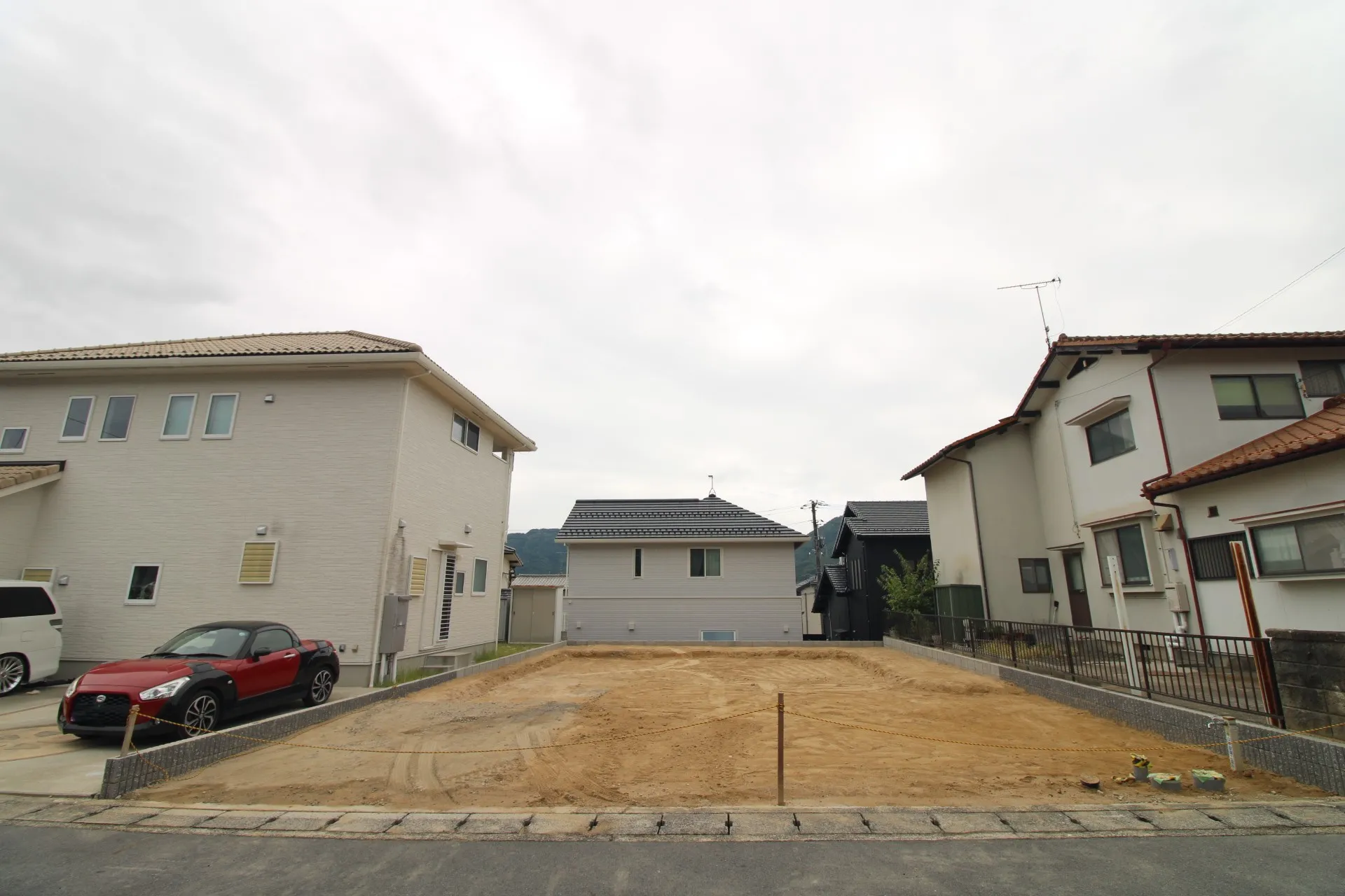 前面道路から見た宅地